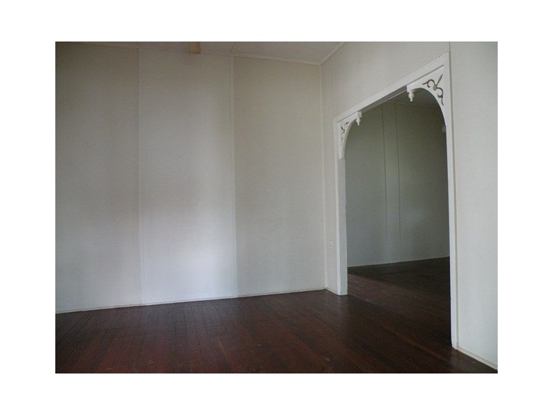 56 Deacon Street, Berserker QLD 4701