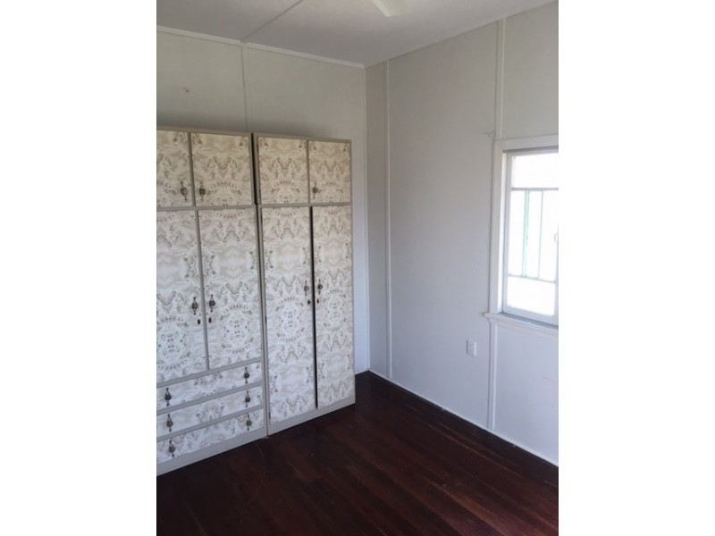 56 Deacon Street, Berserker QLD 4701