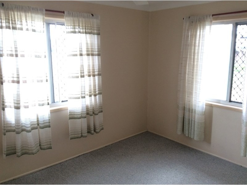 2/118 Sheehy Street, Park Avenue QLD 4701