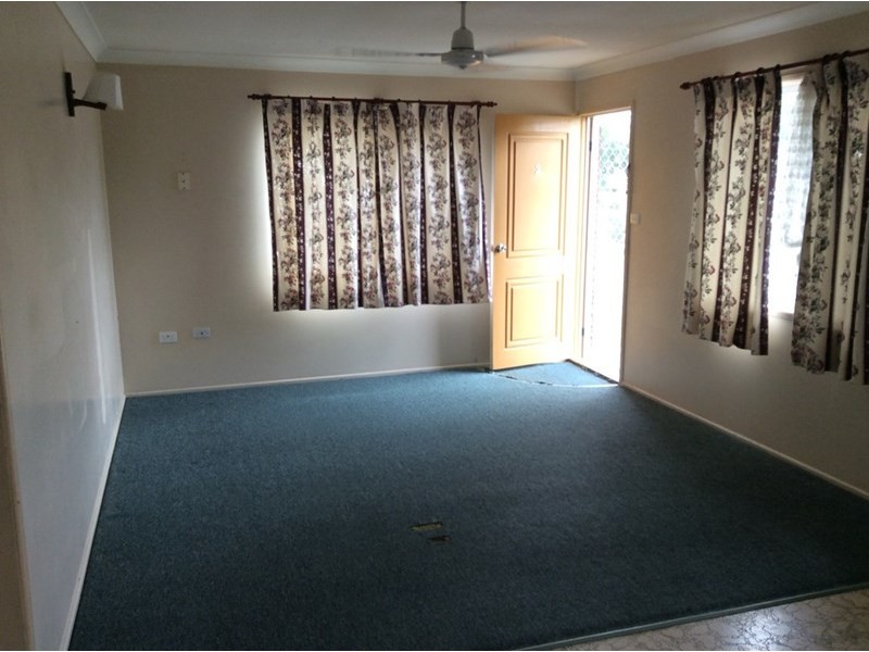 2/118 Sheehy Street, Park Avenue QLD 4701