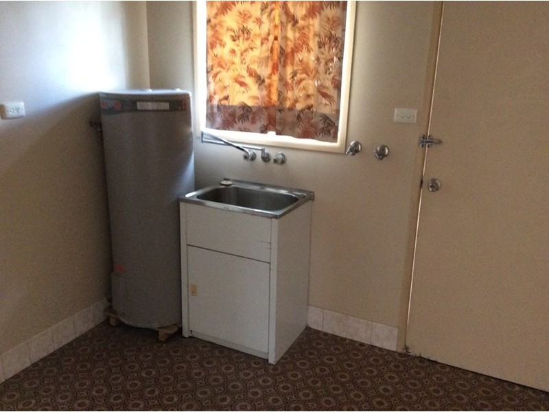 2/118 Sheehy Street, Park Avenue QLD 4701