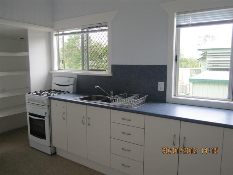 19 Welch Street, Park Avenue QLD 4701