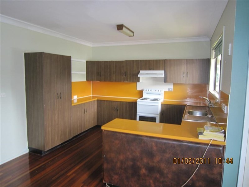 77 Rice Street, Park Avenue QLD 4701