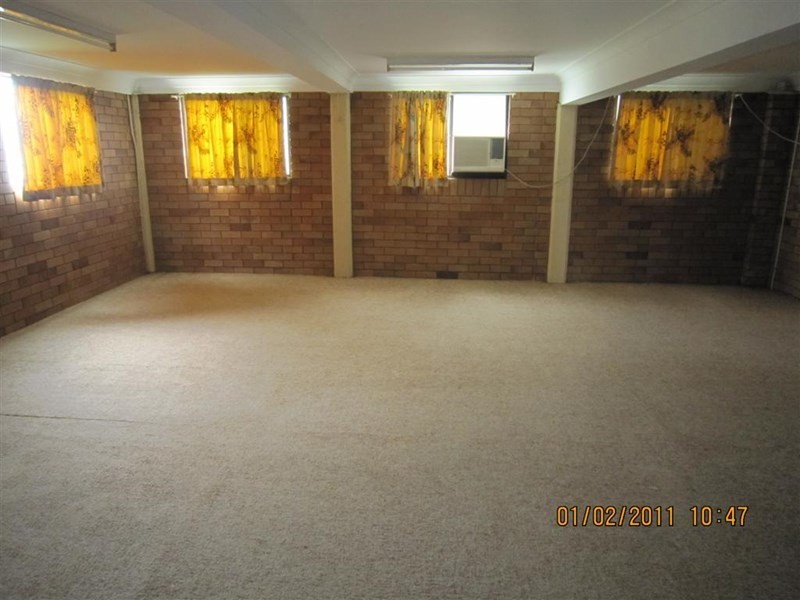 77 Rice Street, Park Avenue QLD 4701