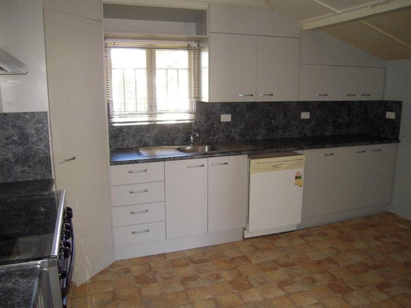 68 Charles Street, Berserker QLD 4701