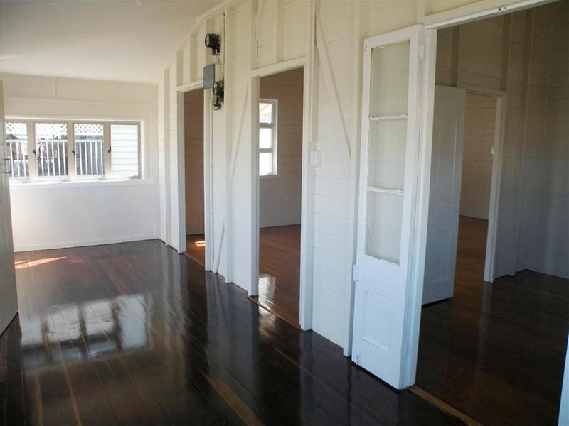 415 Campbell Street, Depot Hill QLD 4700