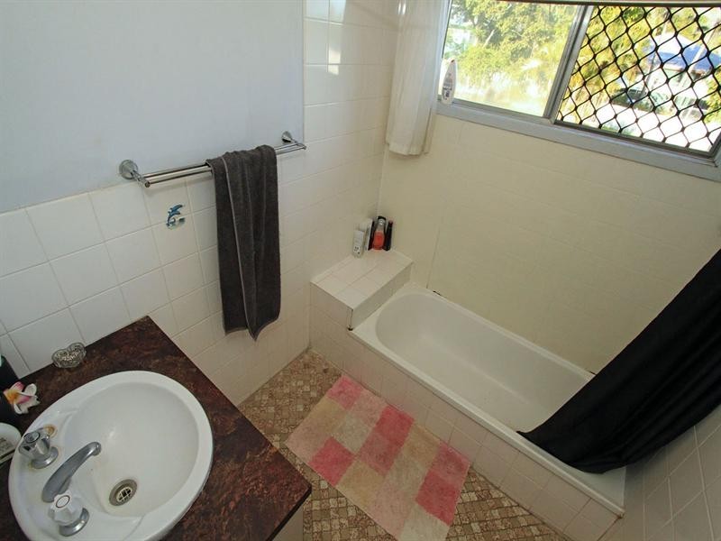 114 Dee Street, Koongal QLD 4701