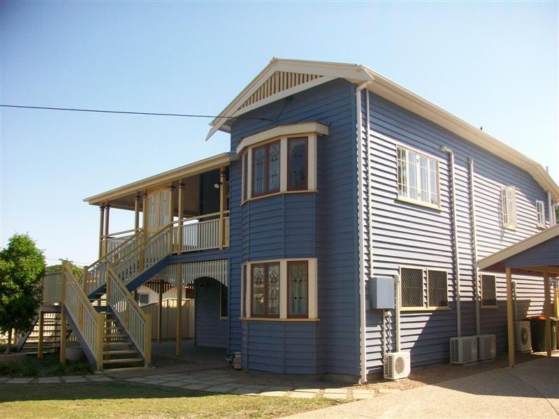 1/21 Bertram Street, Park Avenue QLD 4701