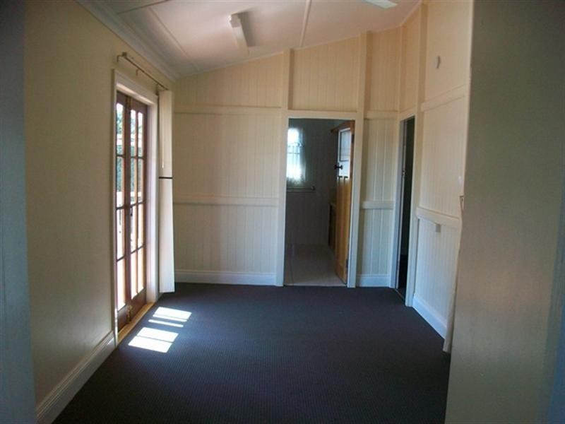 1/21 Bertram Street, Park Avenue QLD 4701