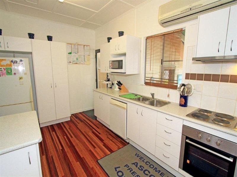 165 Thozet Road, Koongal QLD 4701