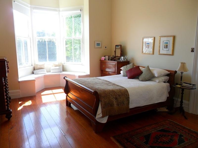 2 King Street, The Range QLD 4700