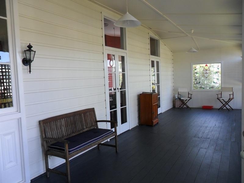 2 King Street, The Range QLD 4700