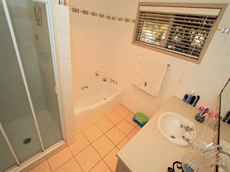 264 Farm Street, Kawana QLD 4701