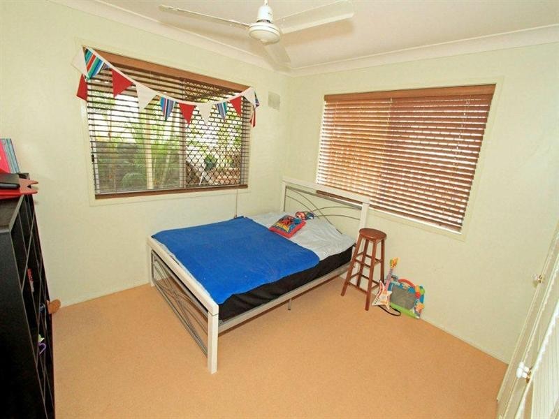 264 Farm Street, Kawana QLD 4701