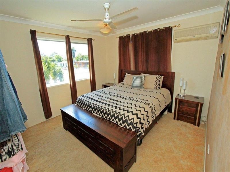 35 Withers Street, Kawana QLD 4701