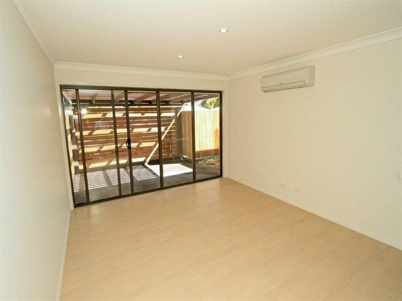 Unit 1 Cnr Wakefield Street and Upper Dawson Road, Allenstown QLD 4700