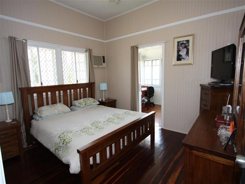 38 Princess Street, Berserker QLD 4701