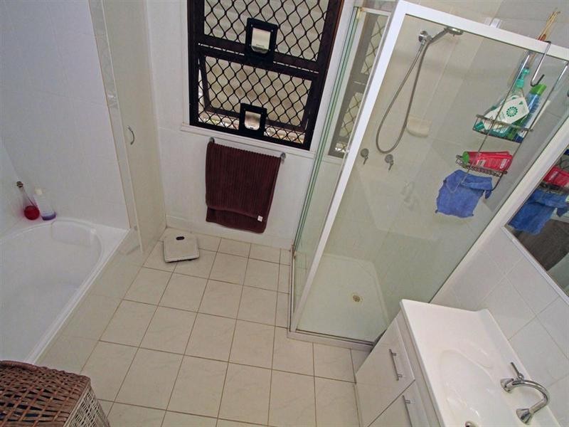 16 Private Street, Allenstown QLD 4700