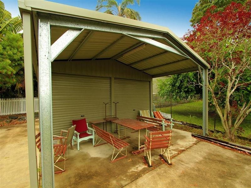 16 Private Street, Allenstown QLD 4700