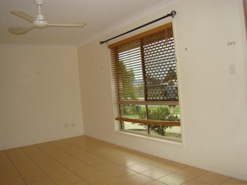 19 Thora Street, Gracemere QLD 4702