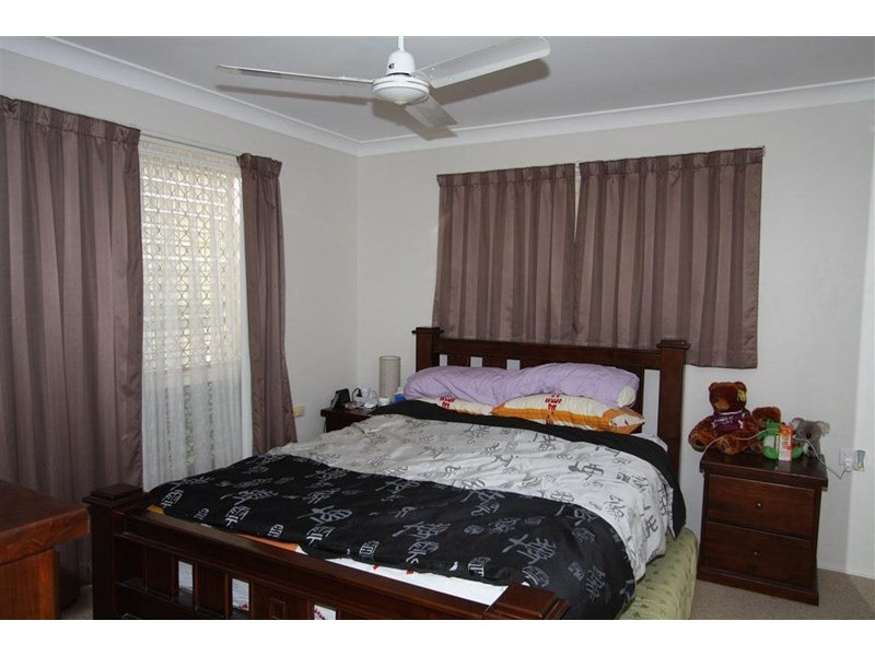 20 Grevillea Drive, Kawana QLD 4701