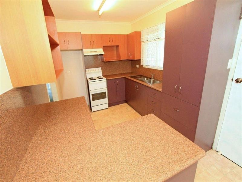 21 Harriette Street, Park Avenue QLD 4701