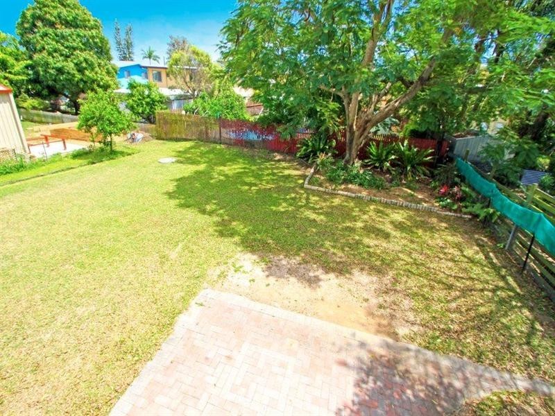 21 Harriette Street, Park Avenue QLD 4701