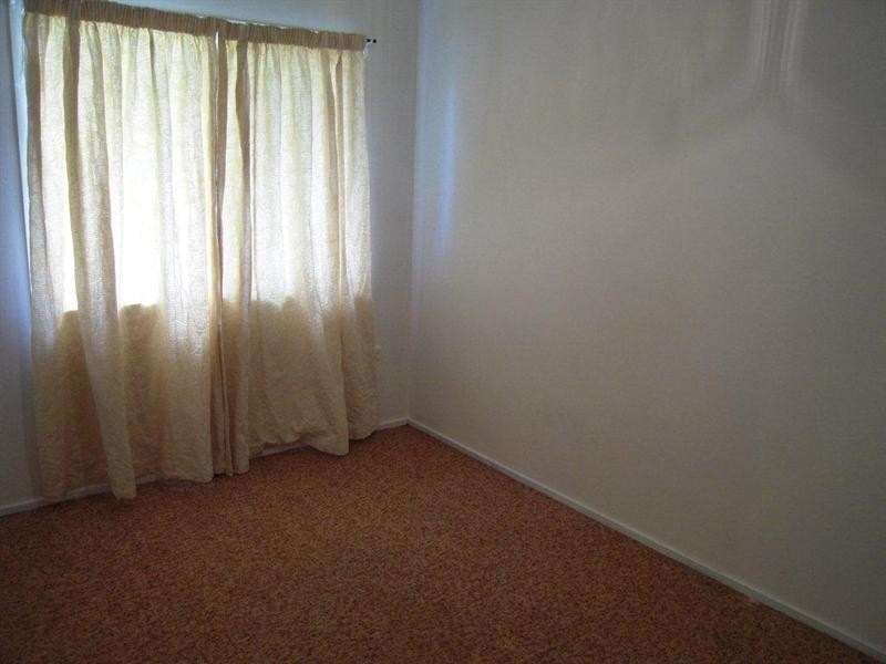 32 Symons Street, Park Avenue QLD 4701