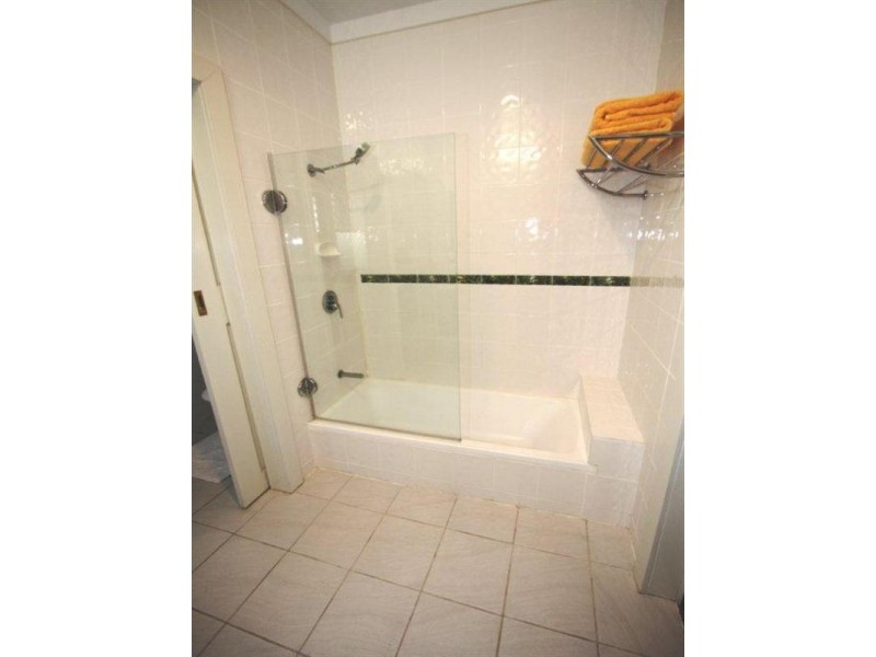 76 Wentworth Terrace, The Range QLD 4700