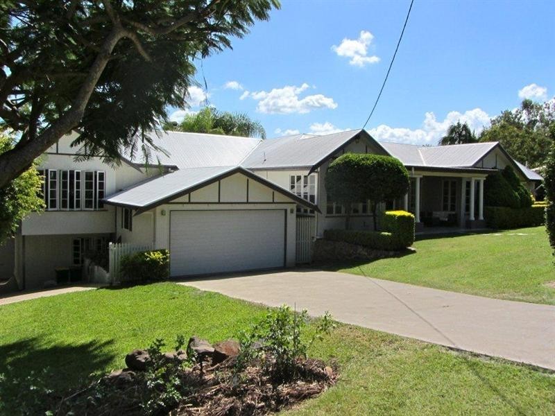48 Wentworth Terrace, The Range QLD 4700