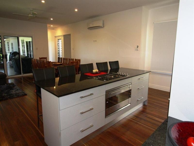 48 Wentworth Terrace, The Range QLD 4700