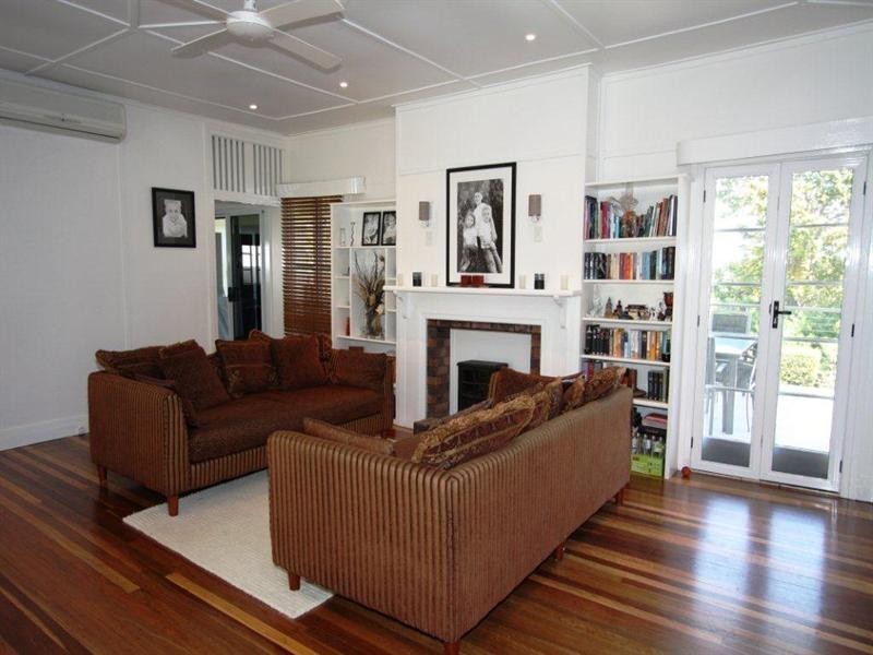 48 Wentworth Terrace, The Range QLD 4700
