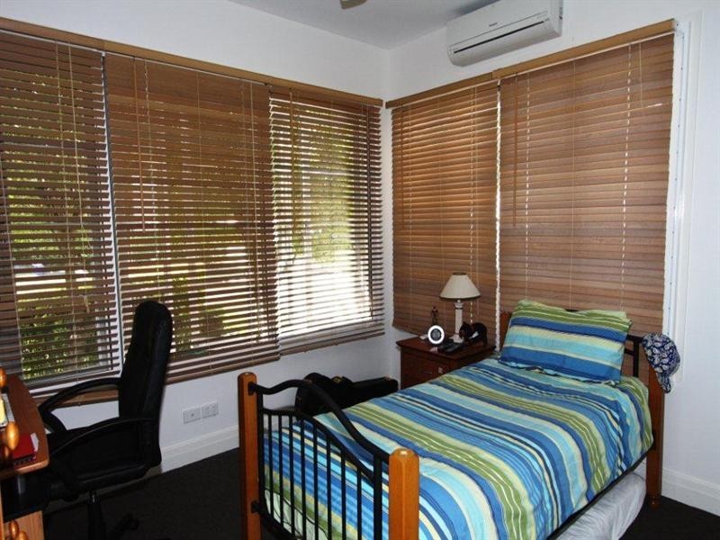 48 Wentworth Terrace, The Range QLD 4700