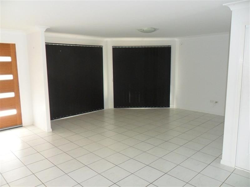 15 Joseph Street, Gracemere QLD 4702