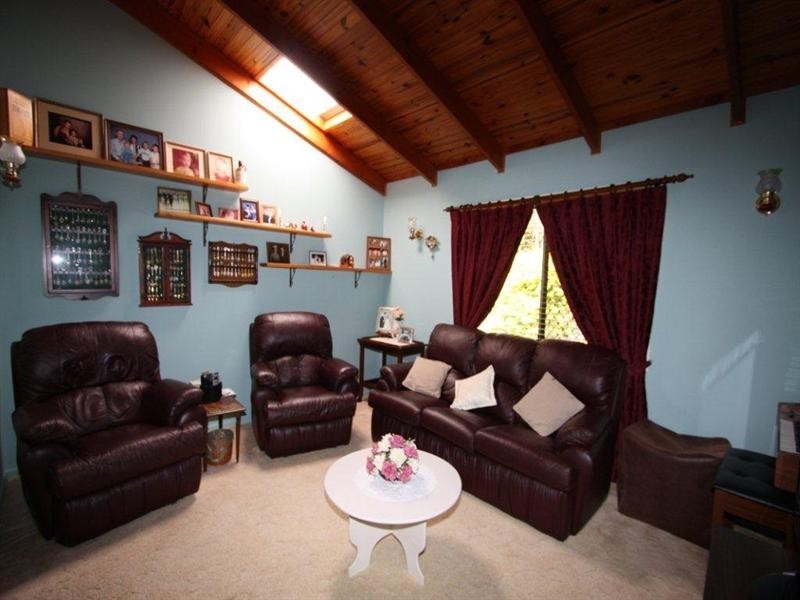 4 Findlay Street, Frenchville QLD 4701