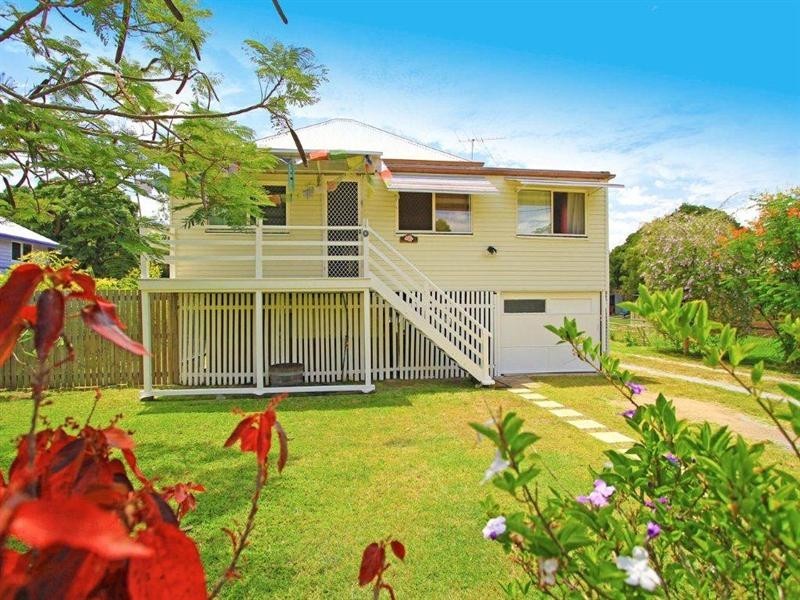 8 Thornton Street, Park Avenue QLD 4701