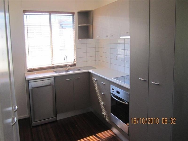 195 Earl Street, Berserker QLD 4701