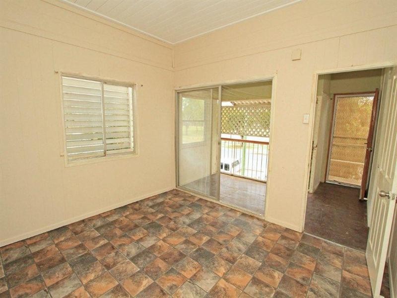 400 Quay Street, Depot Hill QLD 4700