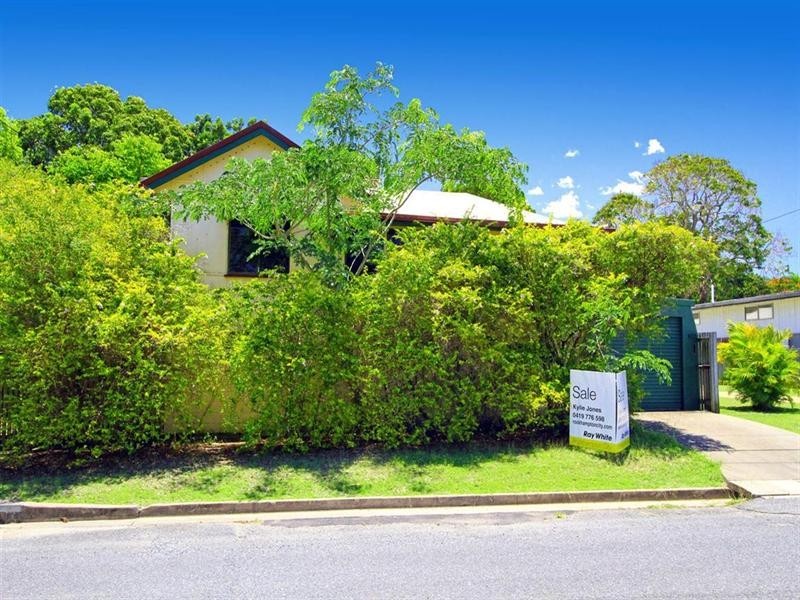 100 Park Street, Park Avenue QLD 4701