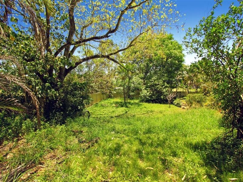 100 Park Street, Park Avenue QLD 4701