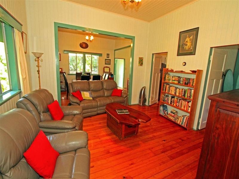 17 Elphinstone Street, Berserker QLD 4701