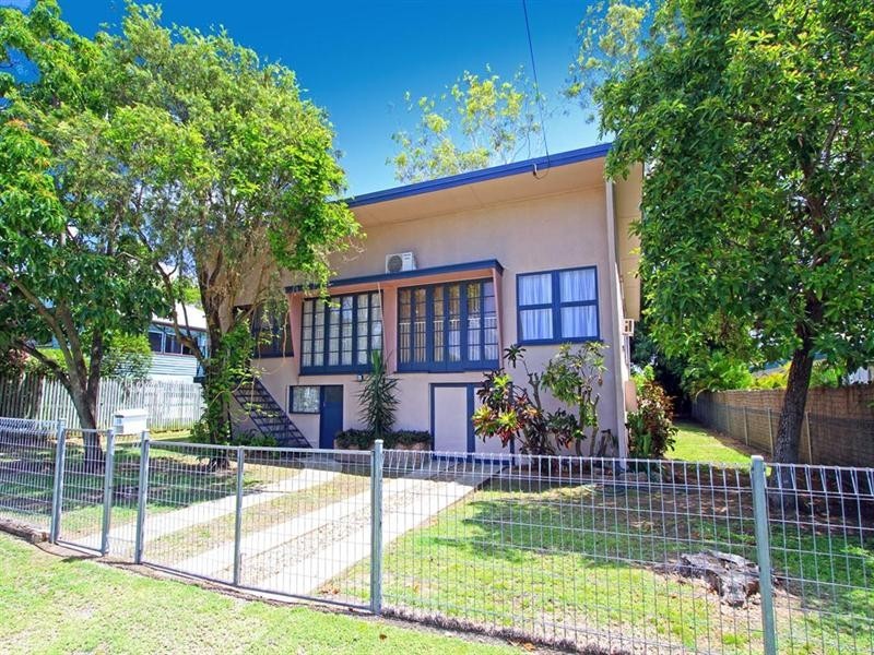 19 Elphinstone Street, Berserker QLD 4701
