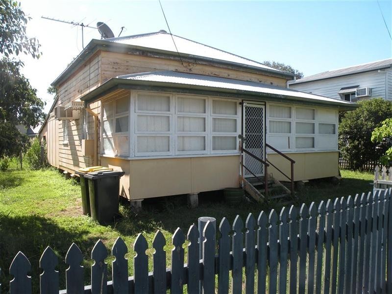 133 Randwick Street, Berserker QLD 4701