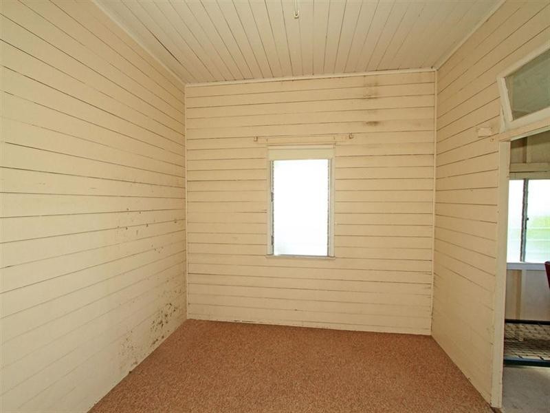 12 Arnold Street, Allenstown QLD 4700