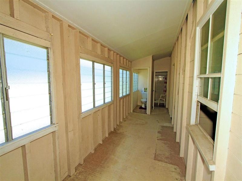 12 Arnold Street, Allenstown QLD 4700