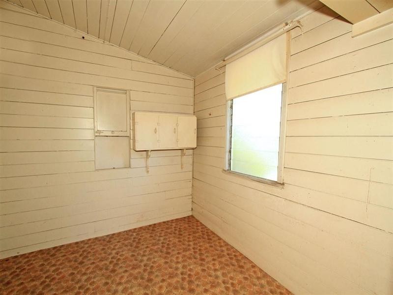 12 Arnold Street, Allenstown QLD 4700