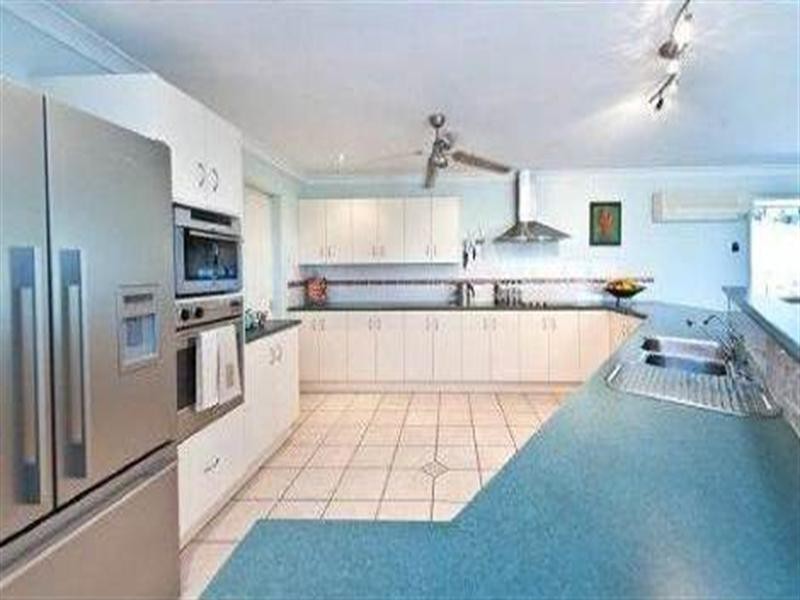 30 Mark Acton Close, Rockyview QLD 4701