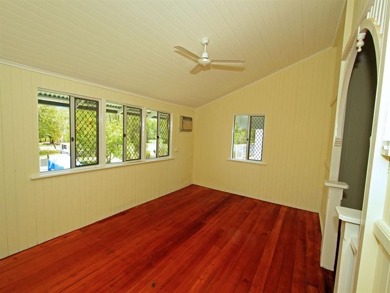 221 Peter Street, Berserker QLD 4701