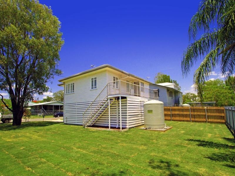 221 Peter Street, Berserker QLD 4701