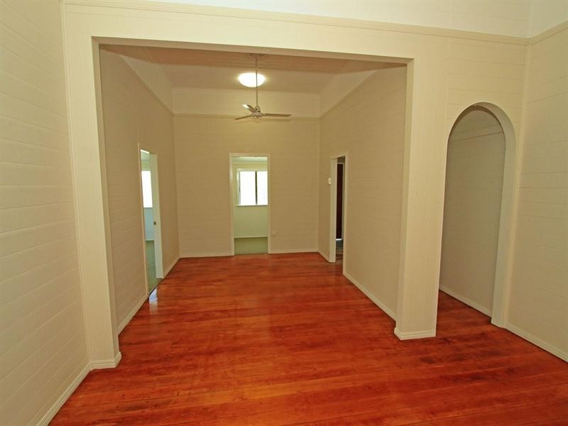 225 Peter Street, Berserker QLD 4701